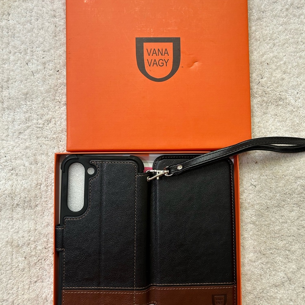 NEW Galaxy S 23 plus phone case with credit card holder phone protector